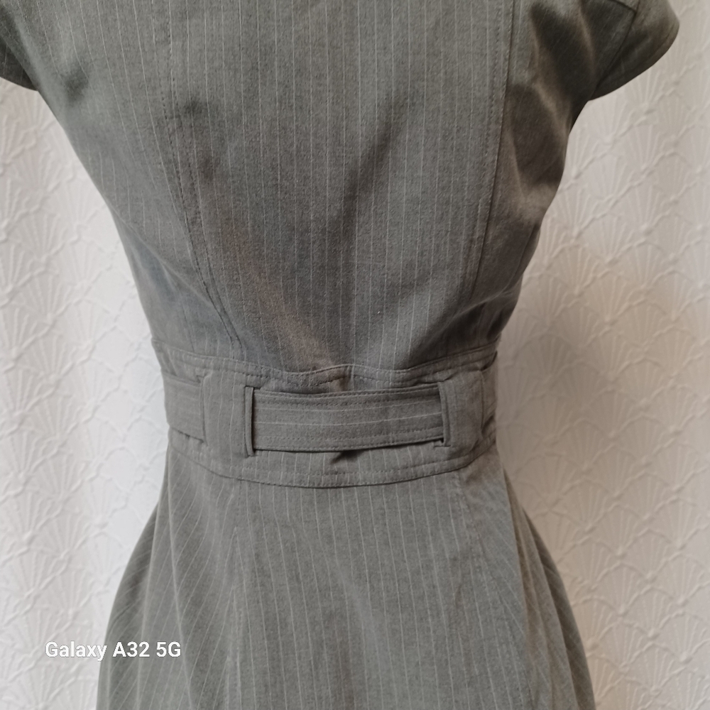 Calvin Klein Women Size 2 Charcoal Button-Front Midi Dress - Picture 9 of 15